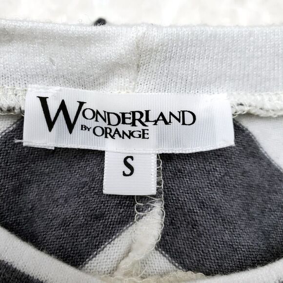 Wonderland Striped Long Sleeve Sweater Top Gray White Size Small - Picture 3 of 9